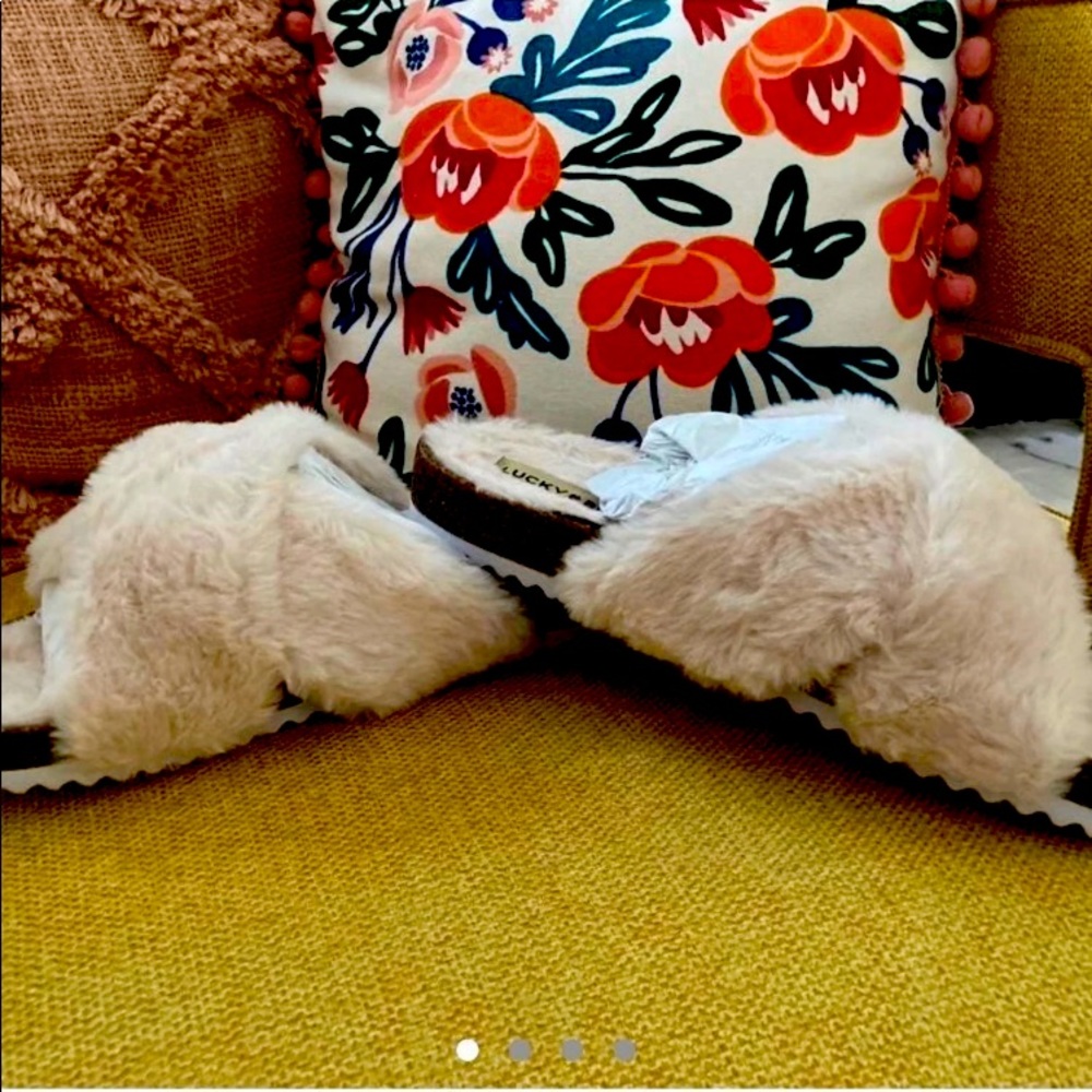 Lucky Brand Slippers